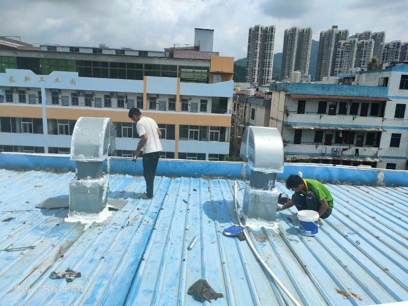 商水钢结构屋面涂料维修方法